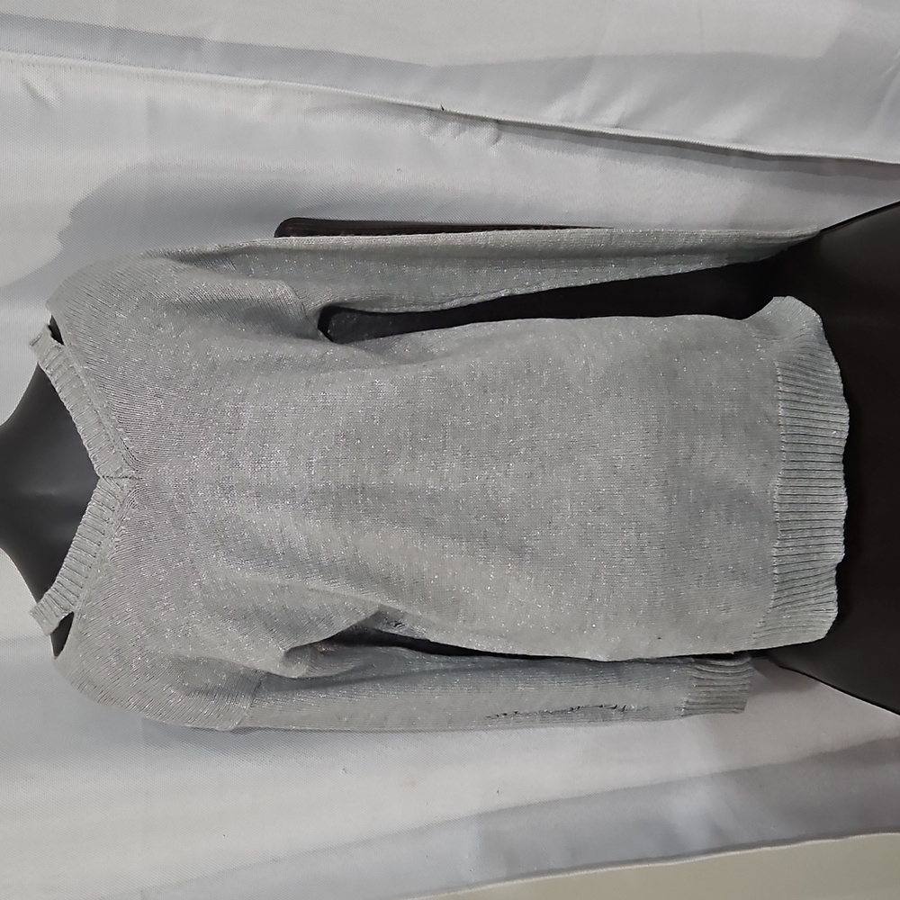 Silver sweater - Picture 2 of 2